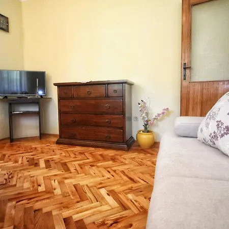 Flora - Two Bedroom Apartment Διαμέρισμα *